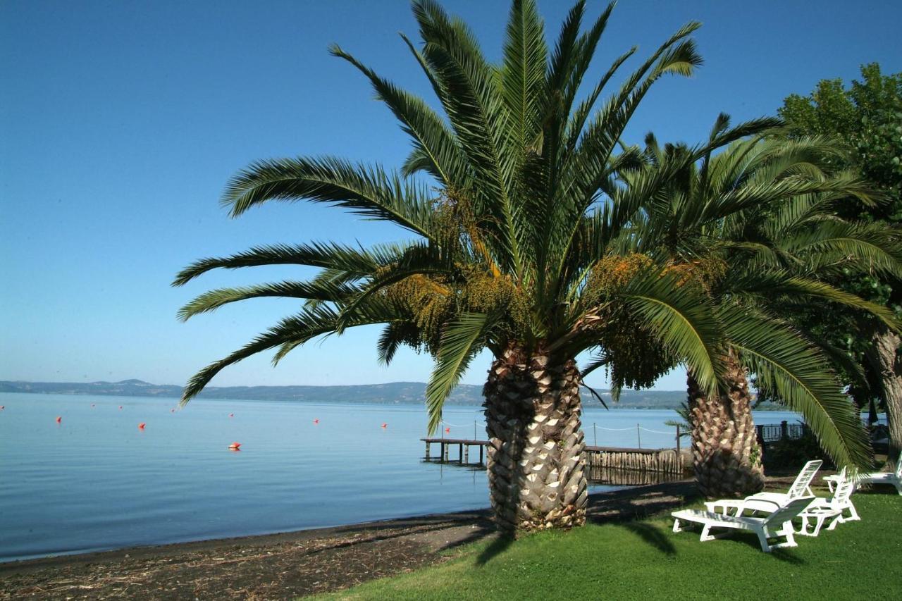 Hotel Eden Sul Lago Bolsena Bagian luar foto