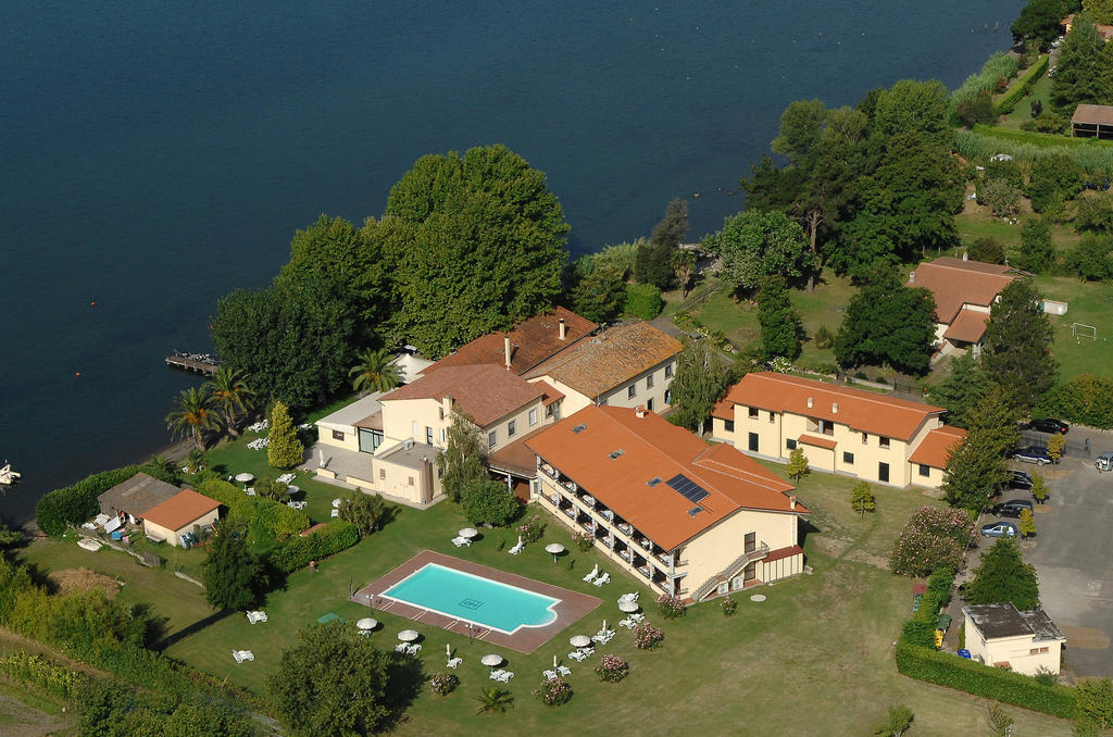 Hotel Eden Sul Lago Bolsena Bagian luar foto