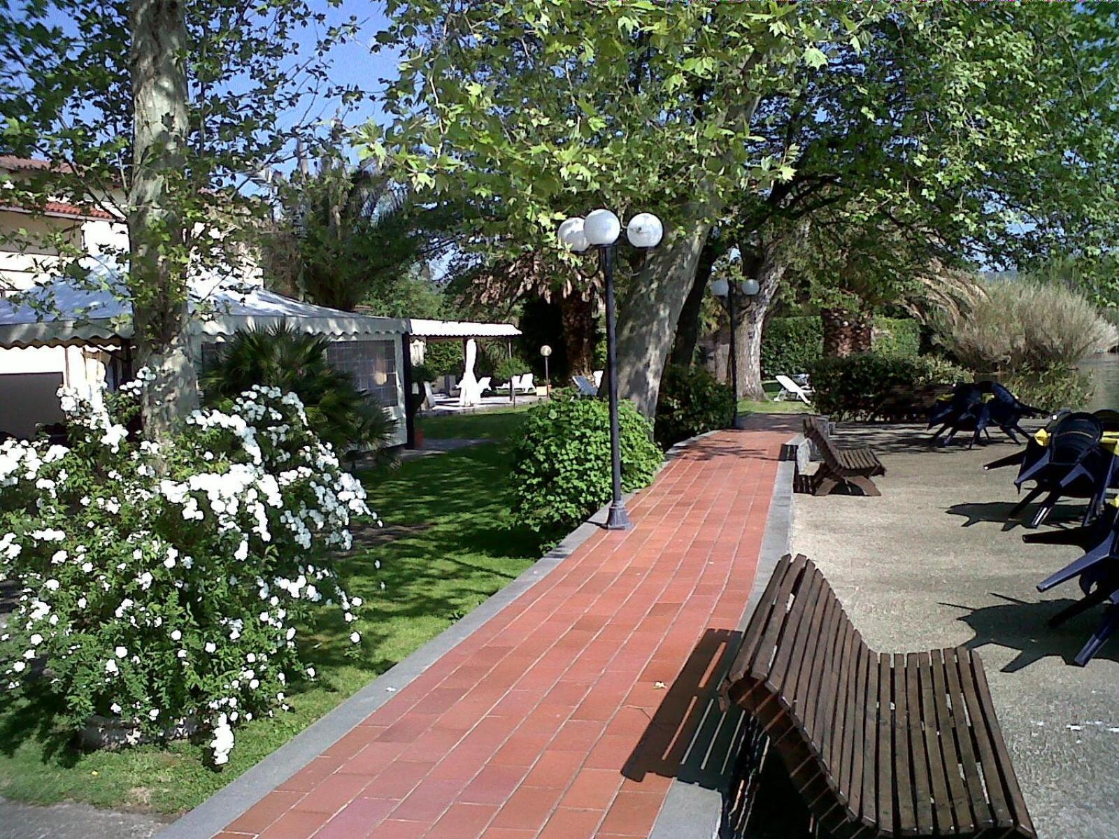 Hotel Eden Sul Lago Bolsena Bagian luar foto