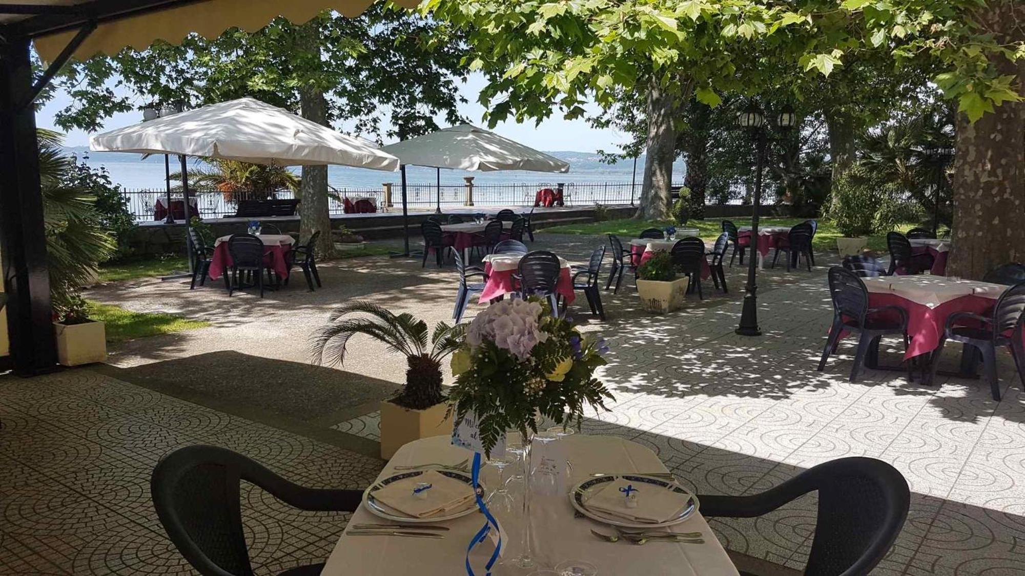 Hotel Eden Sul Lago Bolsena Bagian luar foto