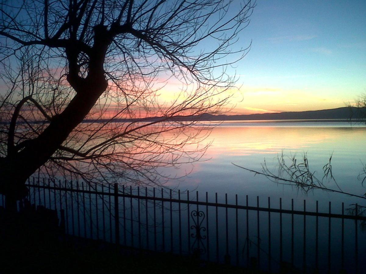 Hotel Eden Sul Lago Bolsena Bagian luar foto