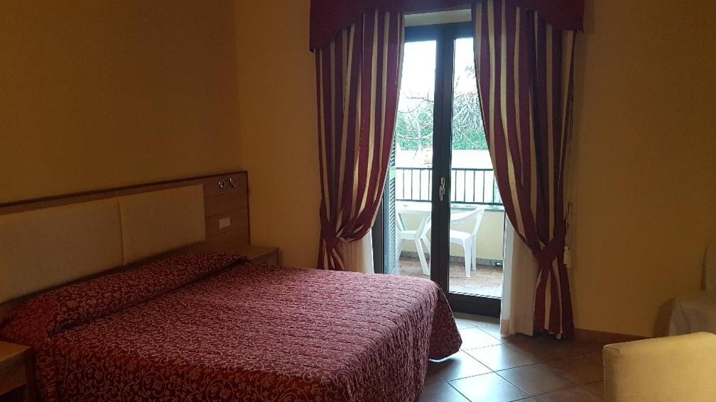 Hotel Eden Sul Lago Bolsena Bagian luar foto